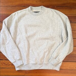 Abercrombie crewneck